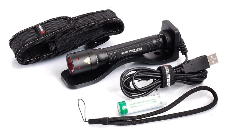 Linterna Led LENSER Serie i 140lm 3xAAA. LENSER-i6